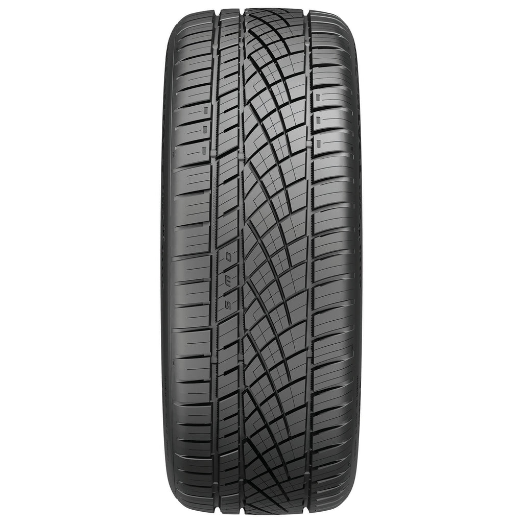 Continental ExtremeContact DWS06 PLUS UHP All Season 245/40ZR20 99Y XL Passenger Tire