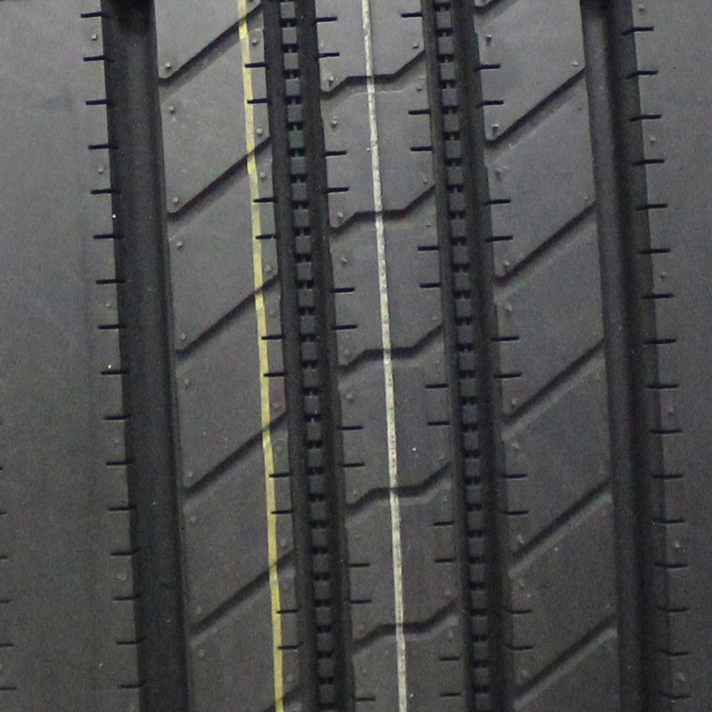 Roadmaster RM272 245/70R17.5 143/141K J Commercial Tire